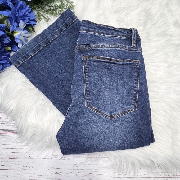 👖|•STETSON•| High Rise Waist Flare Leg Jeans Size 12👖 - Picture 2 of 11